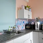 Haaniy Homestay Casa Kayangan Meru